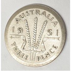 AUSTRALIA 1951 . THREEPENCE . ERROR . NO RIM